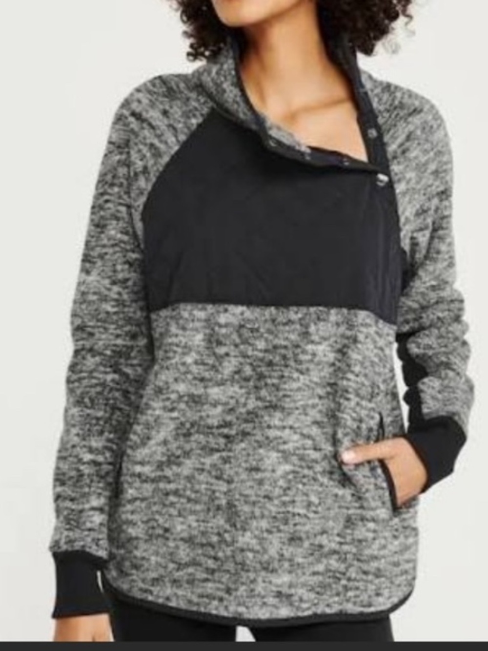 Women’s Abercrombie & Fitch Asymmetrical Snap Up Fleece Pullover